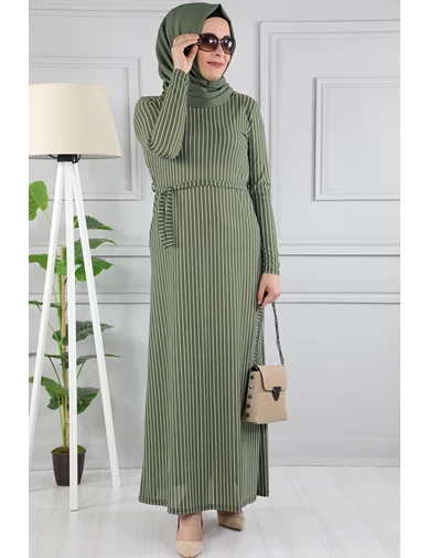 Needion - Çizgi Desenli Beli Kuşaklı Tesettür Elbise AZ1015 Yeşil