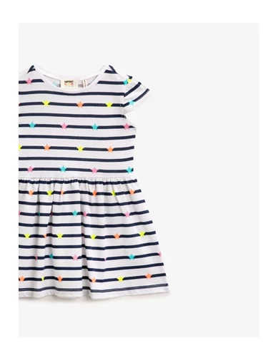 Needion - Koton Kız Çocuk Beyaz Çizgili Pamuklu Kısa Kollu Baskılı Elbise
