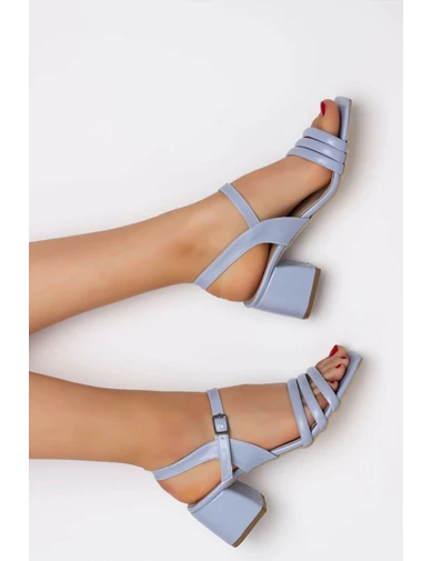 Needion - MERVE BAŞ ® Kadın Biyeli Bebe Mavisi Klasik Topuklu Ayakkabı
