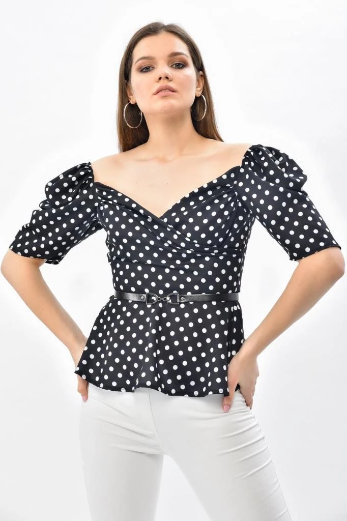 Needion - Volen Kollu V Yaka Küçük Puantiyeli ve Kemerli Siyah Kadın Büstiyer