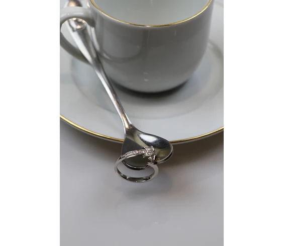 Needion - Yıldız Formlu Yüzük Freesize Zirkon Taşlı Rodyum Kaplama 925 Ayar Gümüş